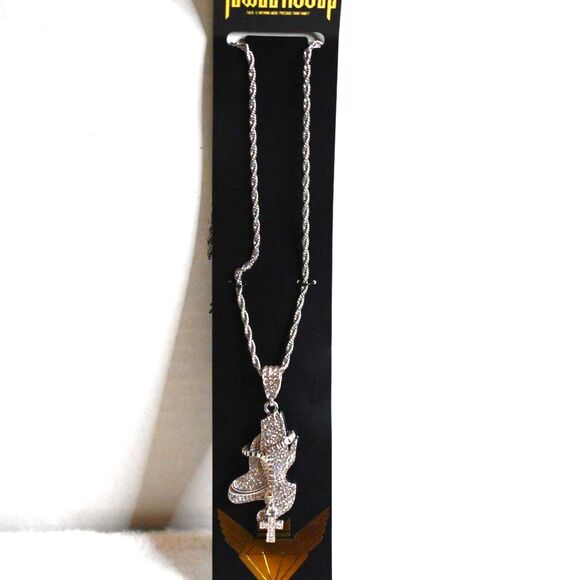 NIP Jewel House Crystal Praying Hands W/Cross Silver Tone Twisted Rope Necklace - Picture 2 of 4